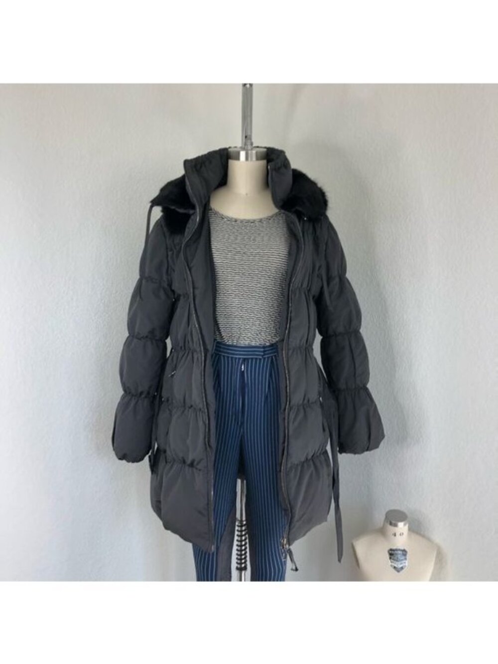 PRADA Down Puffer Belted Coat Raccoon Fur Hood Jacket - Picture 16 of 16